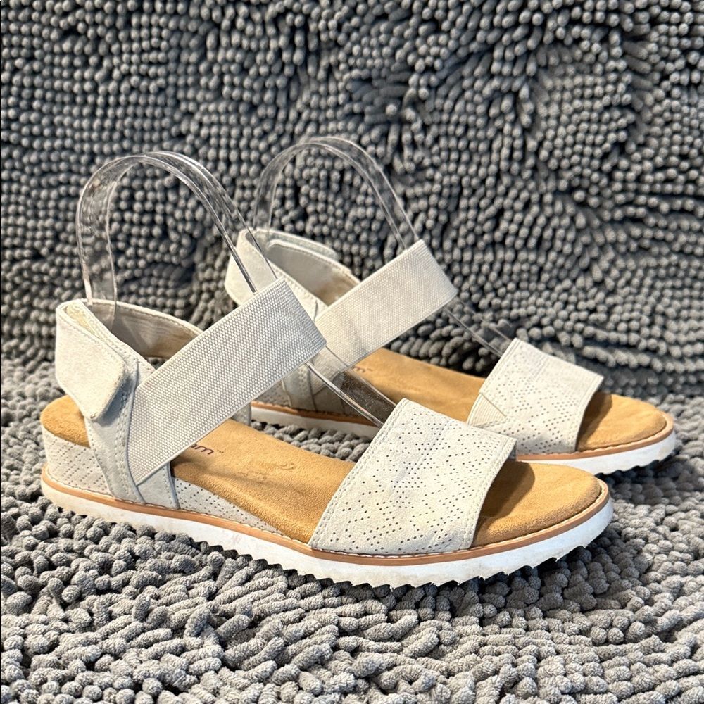 Skechers Light Gray Sandals